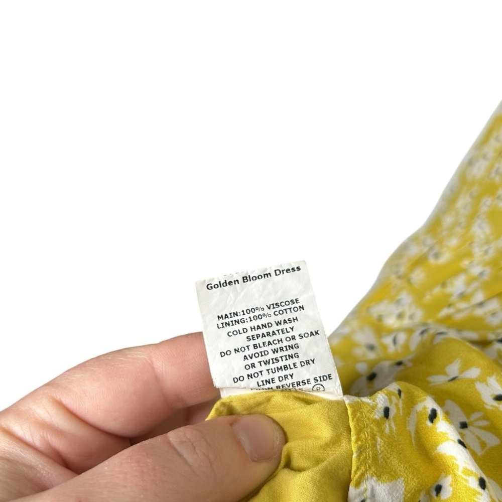 WISH Golden Bloom Floral Crepe V-Neck Short Sleeve Ruffle Hem Dress Size Medium - Picture 11 of 11